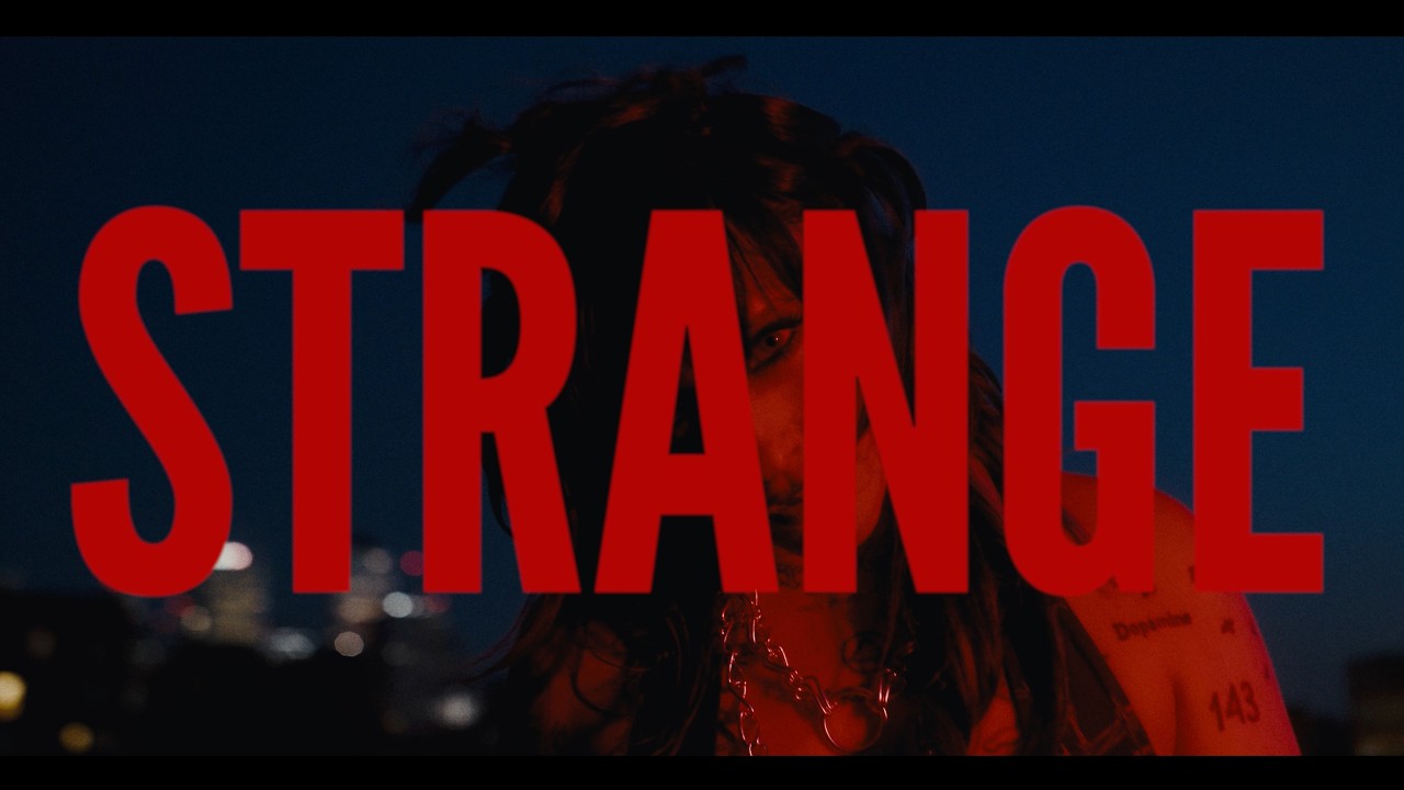 R&Oslash;RY - STRANGE