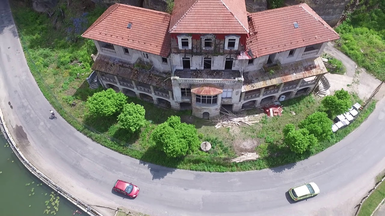 Opuszczony hotel Harasov  - Czechy Dji Drone