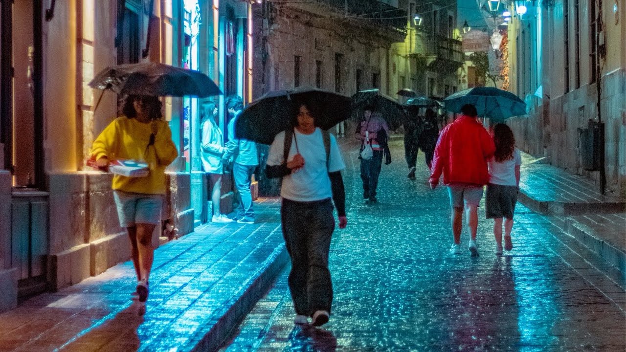 NOCHE LLUVIOSA EN GUANAJUATO CAPITAL