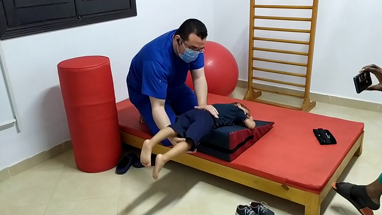 تمارين تقوية عضلات الظهر والبطن 4 (علاج طبيعي)