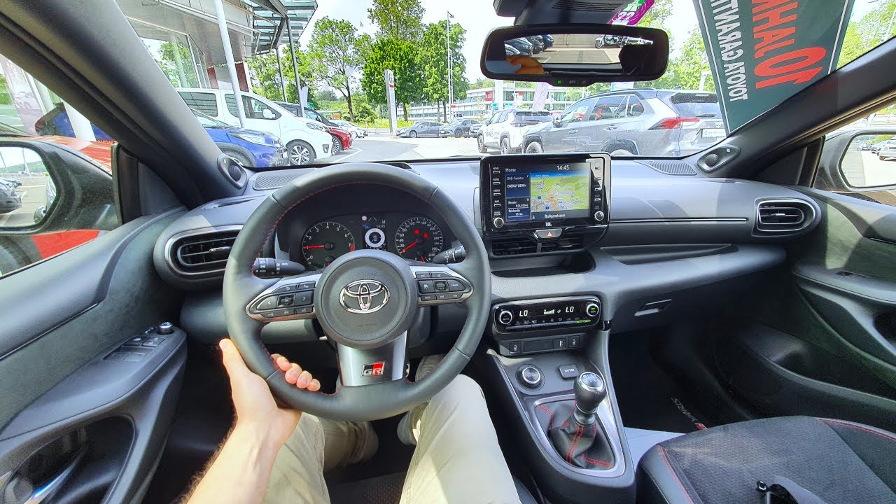 Тест-драйв нового Toyota Yaris GR 2022 от первого лица