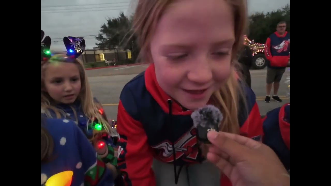 Christmas Parade 2025 with my softball teammates 🎄🥳🎁❤️