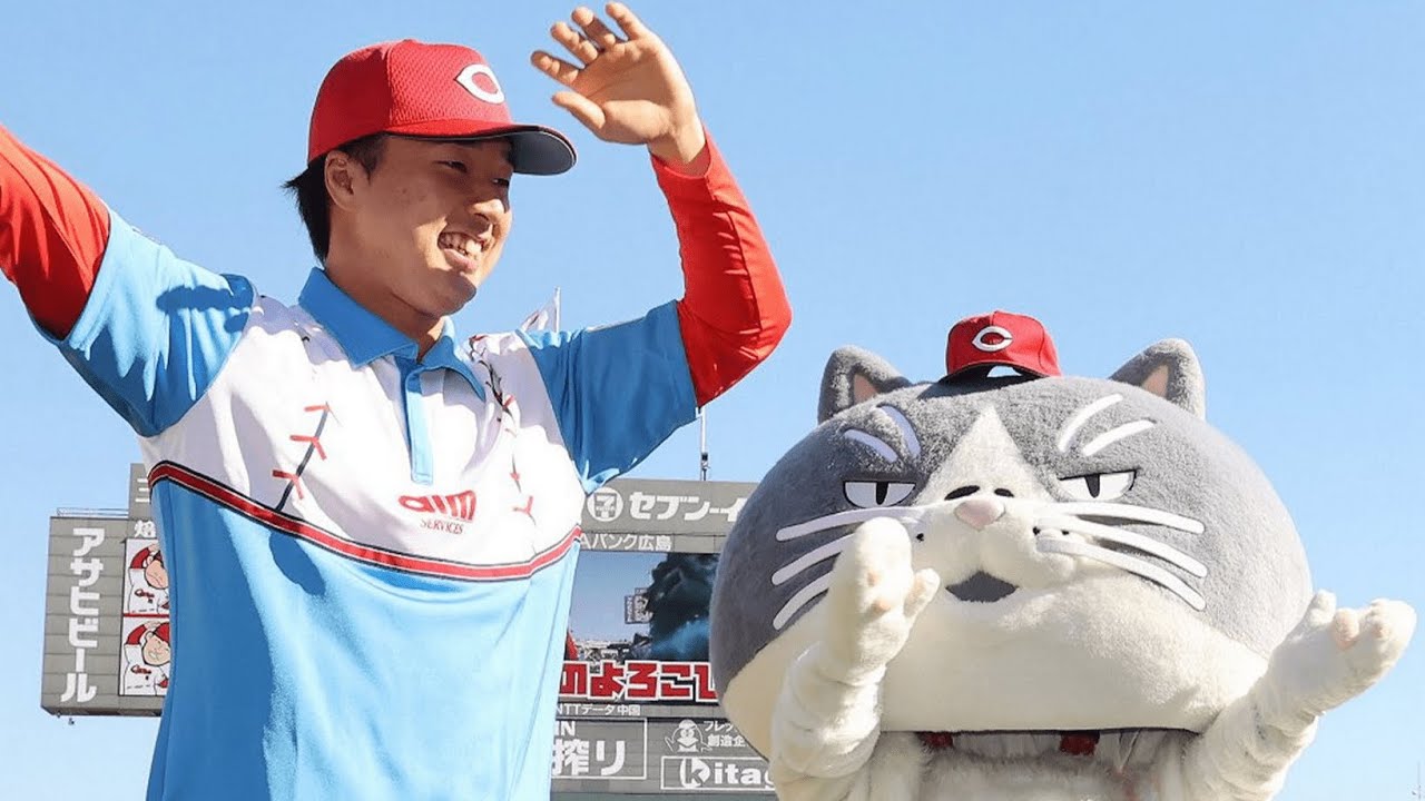 かなしきデブ猫ちゃんのマル、カープファン感謝デーでCCダンス披露