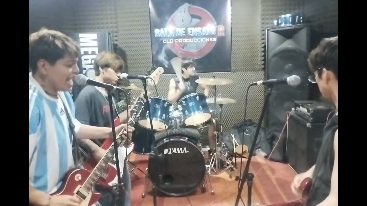 Blues Del Infierno ....Banda Una Hora A Tokio...