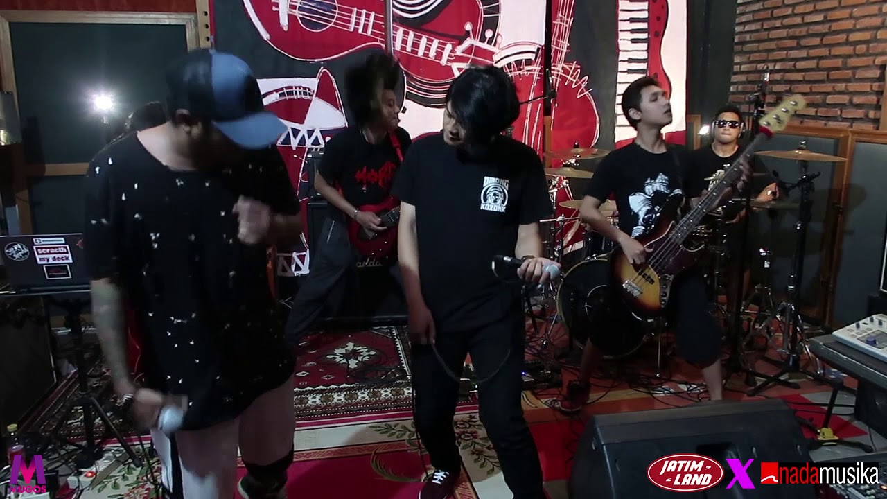 Kobe - Pesta Rakyat (Live @ Jatimland x Nadamusika studio)