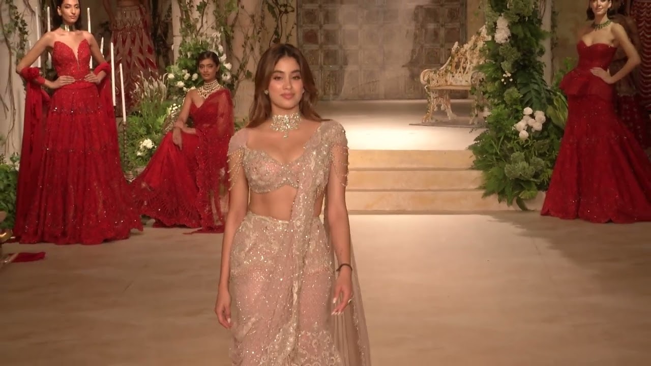 Jayanti Reddy Couture Collection At The Hyundai India Couture Week 2025.