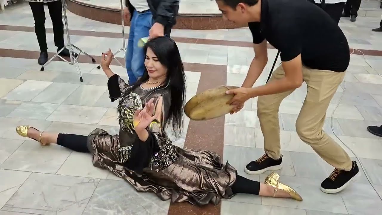 BUNI TEZDA KO'RING RAQQOSANI ISHIDAN HAMMA SHOQDA ANA HALOS