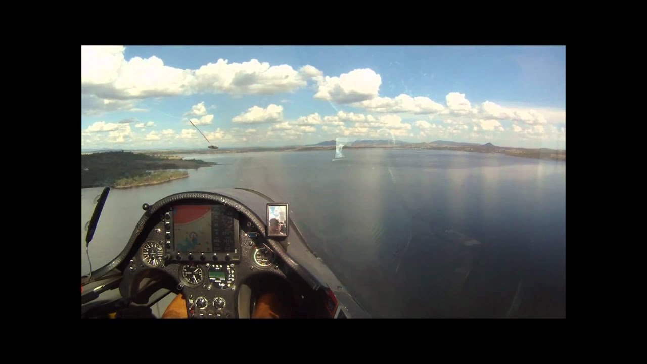 Gliding: Lake Keepit, Australia