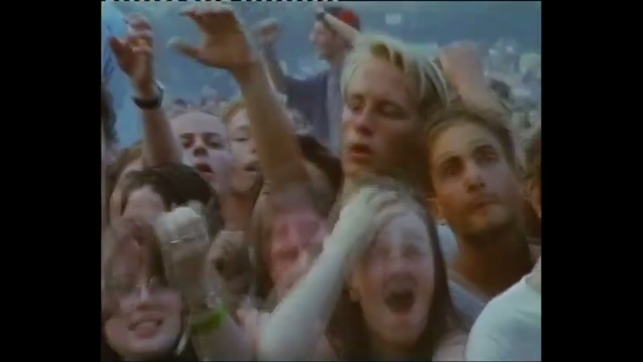 The Levellers - Battle Of The Beanfield (Glastonbury, 1992)