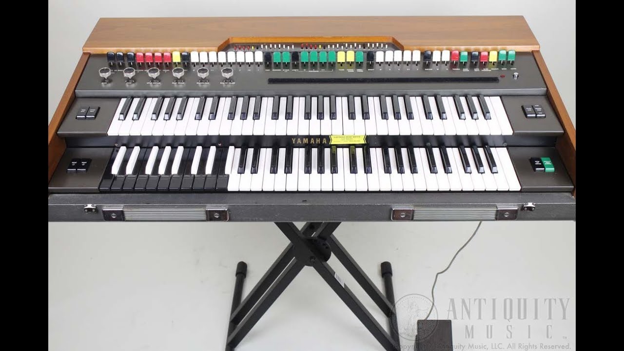 KORG KRONOS SAMPLES VS YAMAHA YC45D ORGANO DE LOS 70S YC45