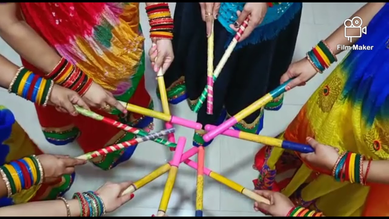 Dandia + Garba (Navratri special)Dance Dholira re + Mai to bhul chali.by Shukla manish sir .