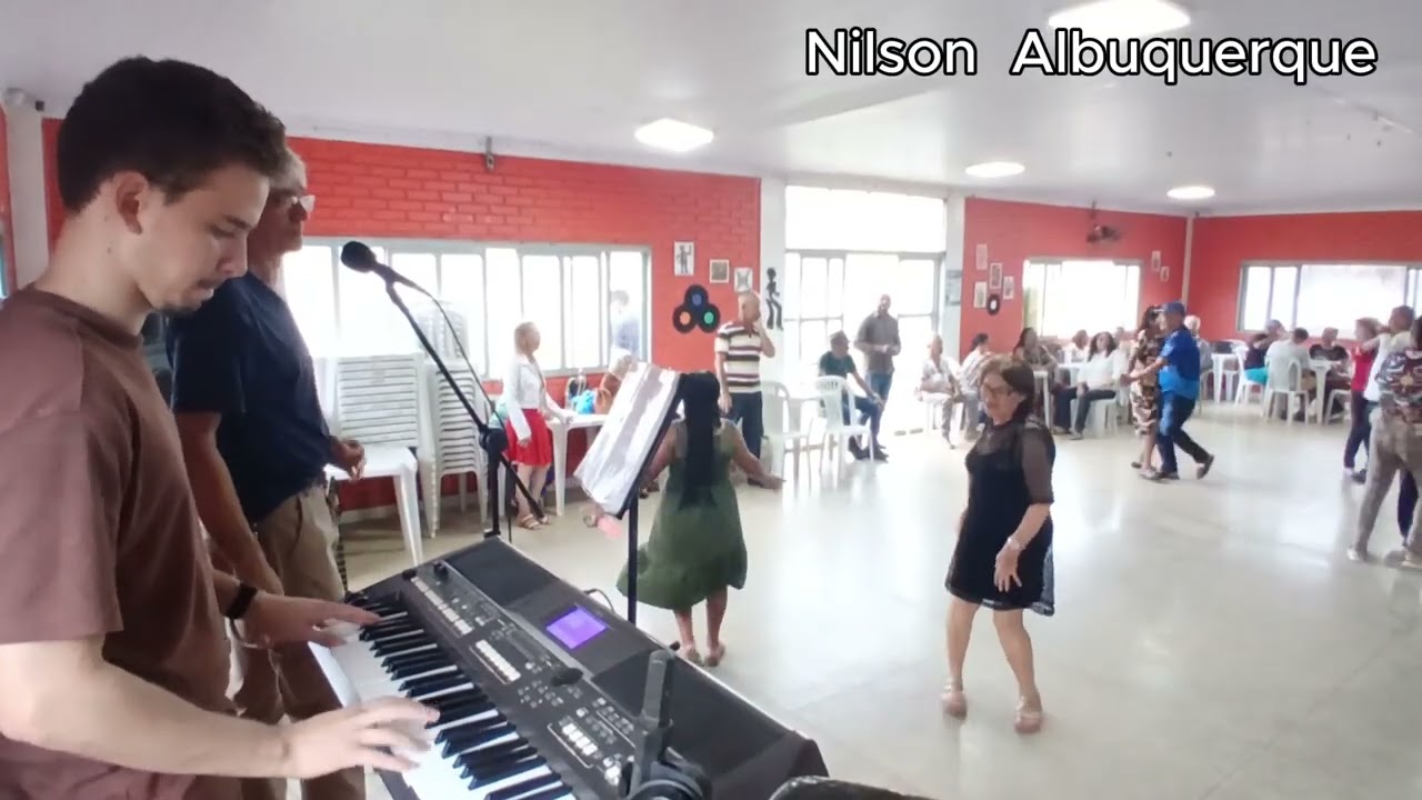 Sola da Bota/Ajeite o Trem Aí/Se a Casa Cair/Tô Facim/Moreninha Linda - Nilson Albuquerque Ao Vivo
