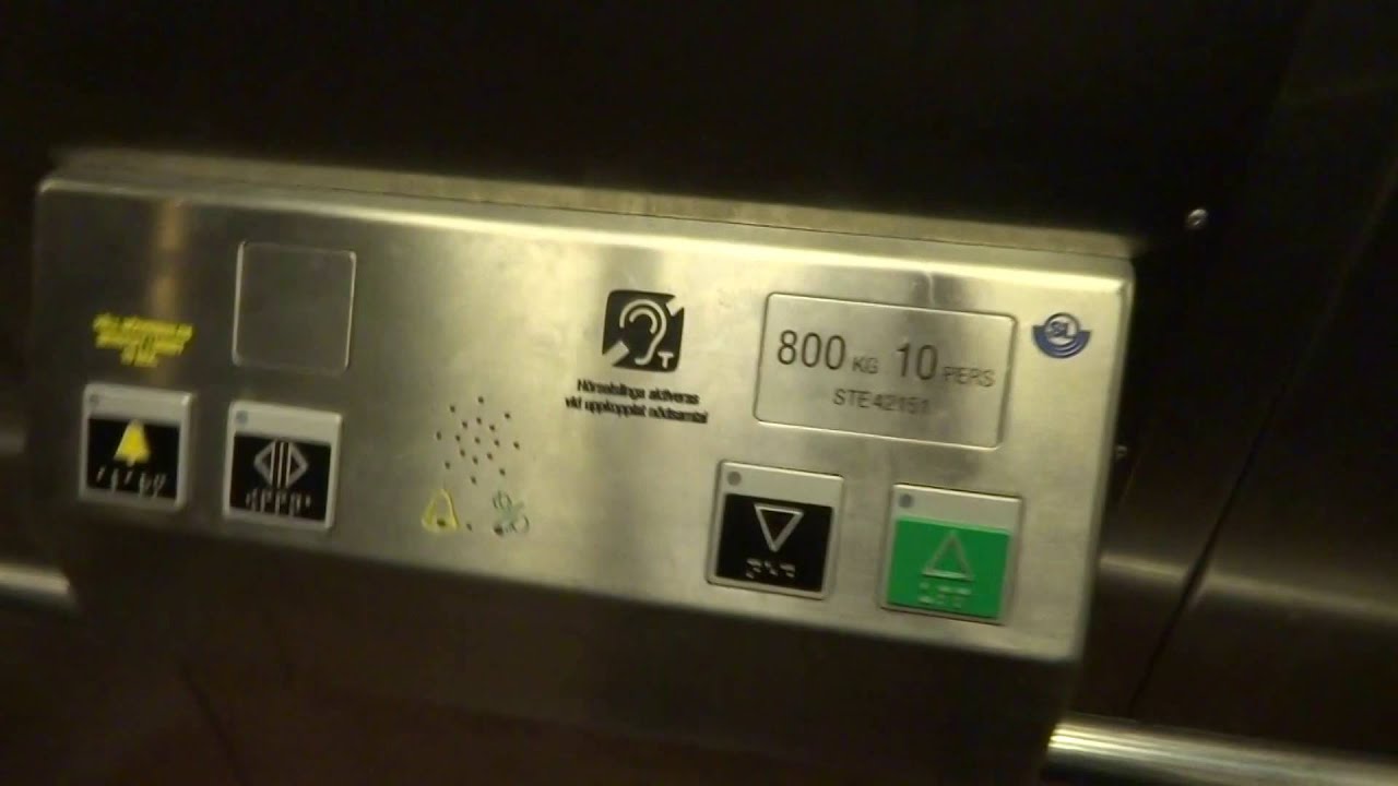 Crappy Hissmontering AB Hydraulic Elevator @ Stora Essingen Tram Station, Stockholm, Sweden.