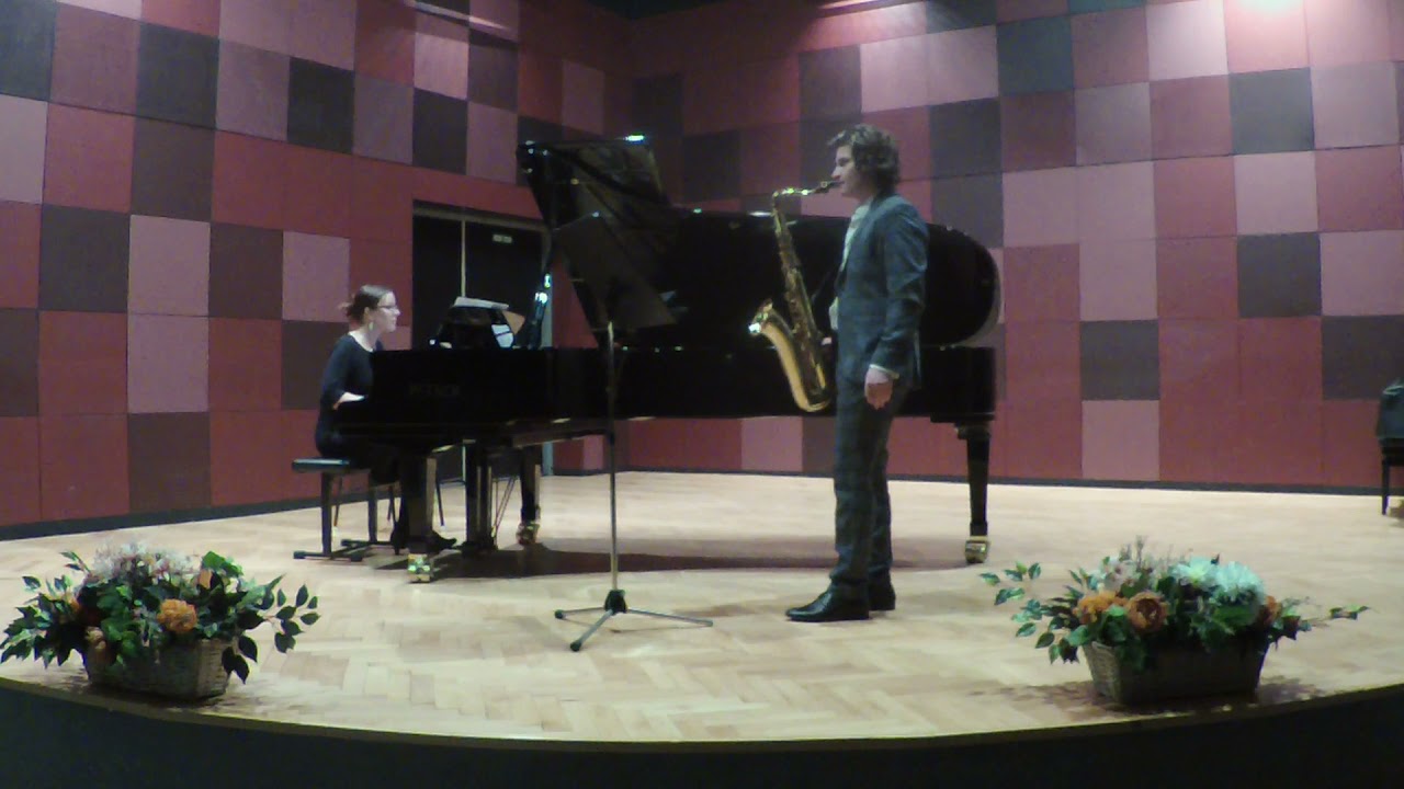 Alexandre Petit: Premiere Étude de Concours