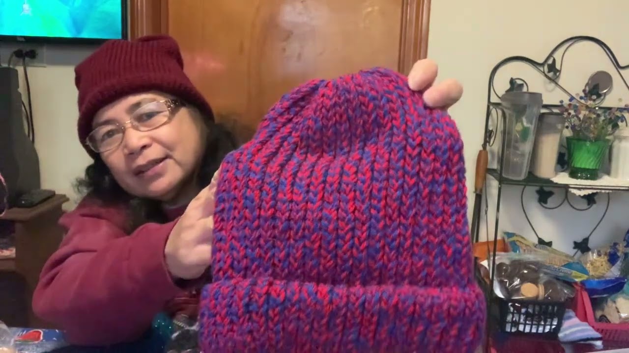 542.  Loom Hats with Love
