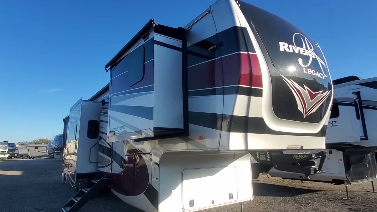 Front Kitchen 5 Slide Toy Hauler! 2022 Forest River RIVERSTONE Legacy 42FSKG
