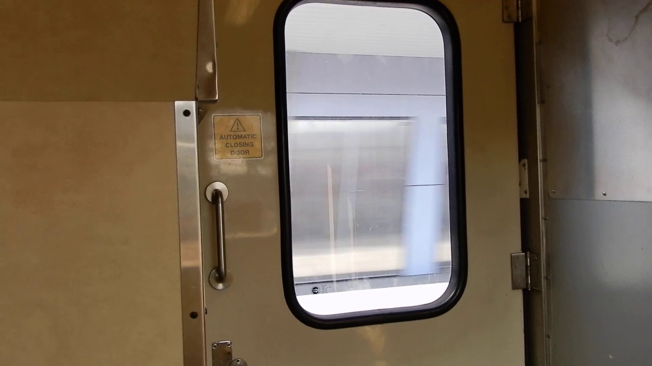 Queensland Rail InterCity Express (ICE 155): Caboolture to Petrie (Roma Street train)