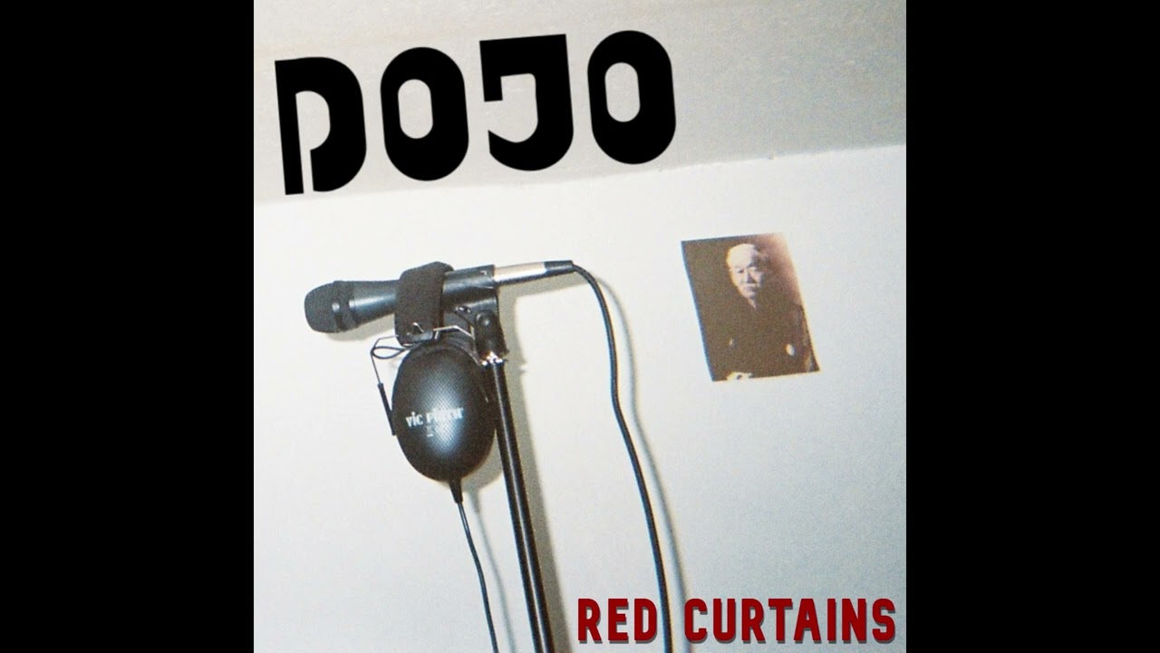Red Curtains - La Parisienne