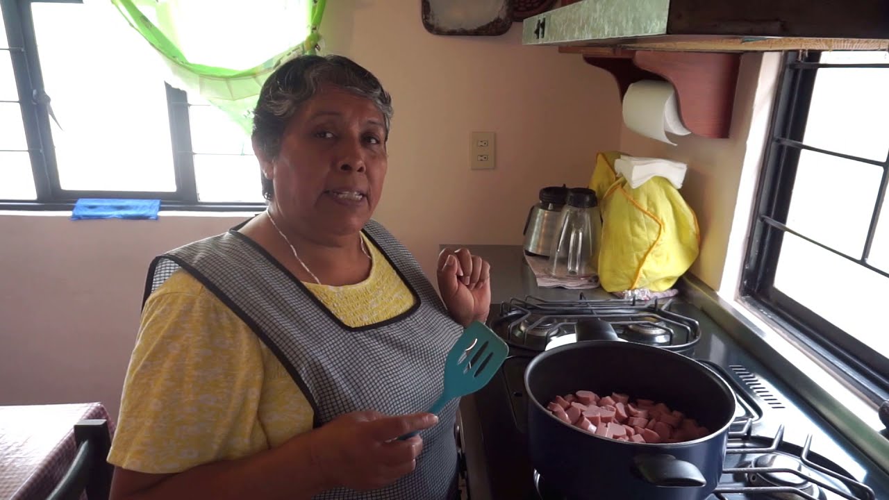COCINANDO SALCHICHAS RAPIDAS CON COL O REPOLLO¡¡¡SUPER ECONOMICAS