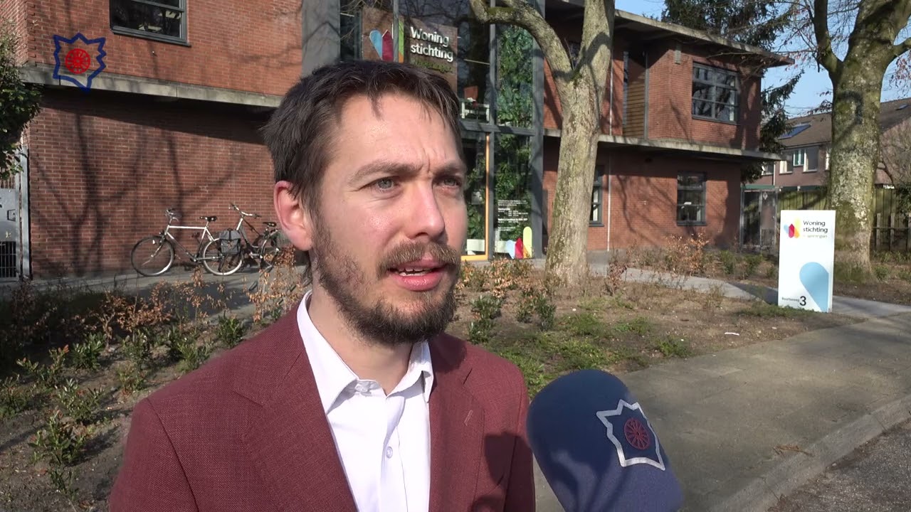 “Bezuinigen op ambtenaren om woonplannen te betalen” Dat zegt de CDA-lijsttrekker Robin Bekebrede