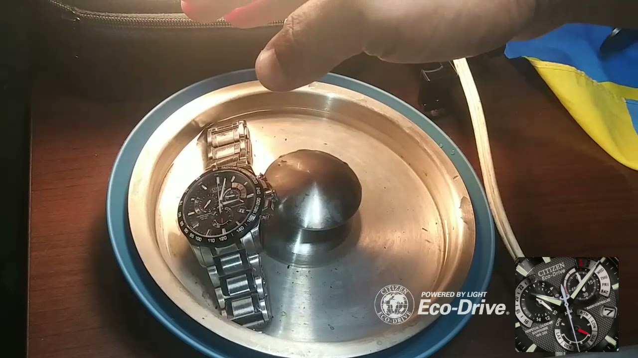 I haven't worn my EcoDrive Citizen watch in 8 months so I had to charge it like this in order to set
