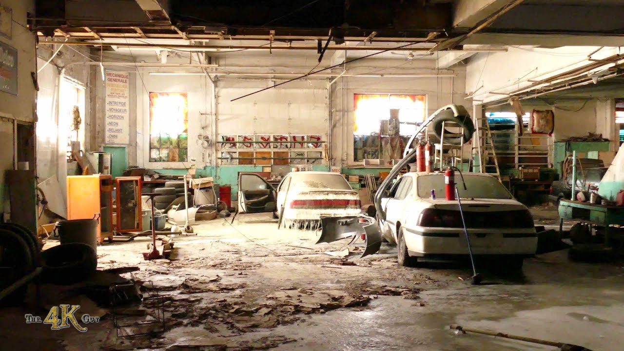 Urbex: Inside an abandonned car repair shop on the Plateau in Montreal
