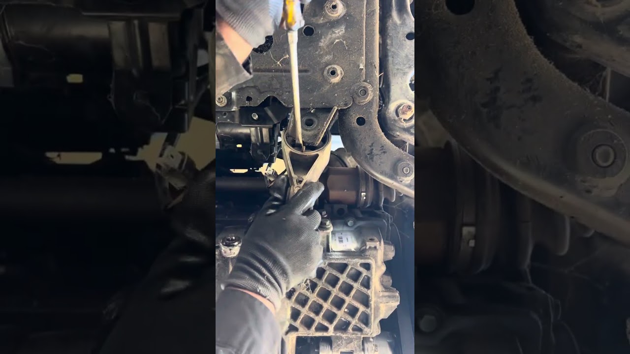Cómo quitar la bomba de Direccion asistida (licuadora) mini cooper 2002, 03, 04, 05, 06, 07, 08