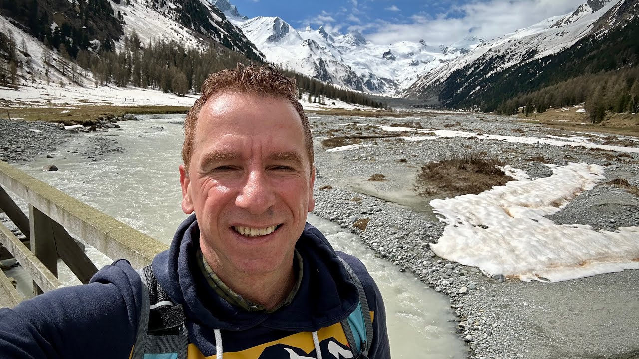 Val Roseg Engadin Wanderung im Frühling