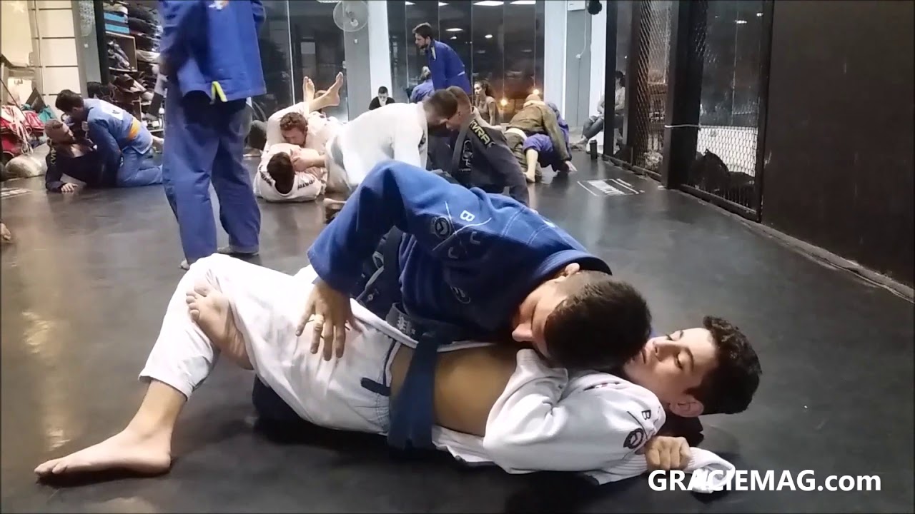 Paulo Packer ensina passagem da meia-guarda para as costas no Jiu-Jitsu