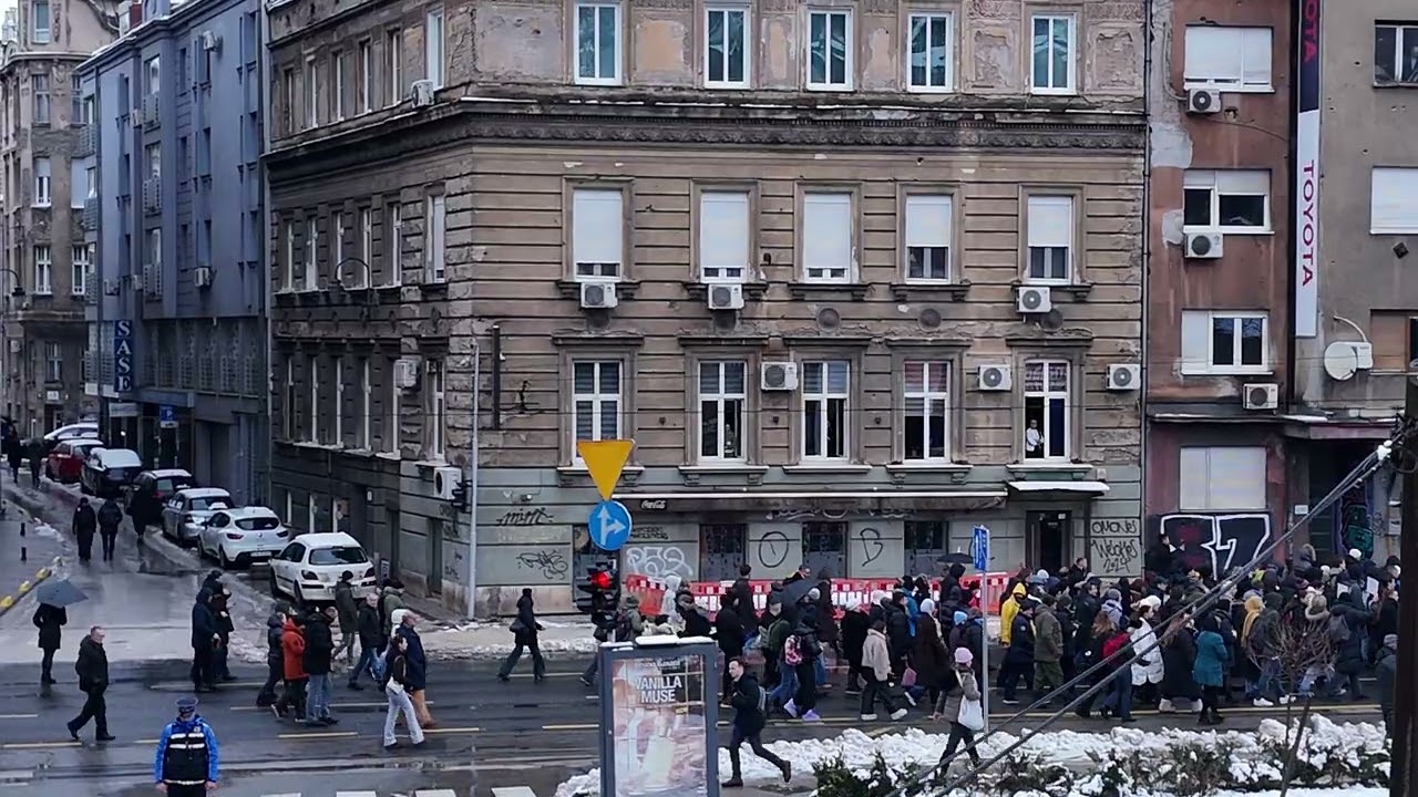 Studenti i srednjoškolci dolaze pred Vladu KS: Traže ostavku Naide Hote-Muminović (NiP)