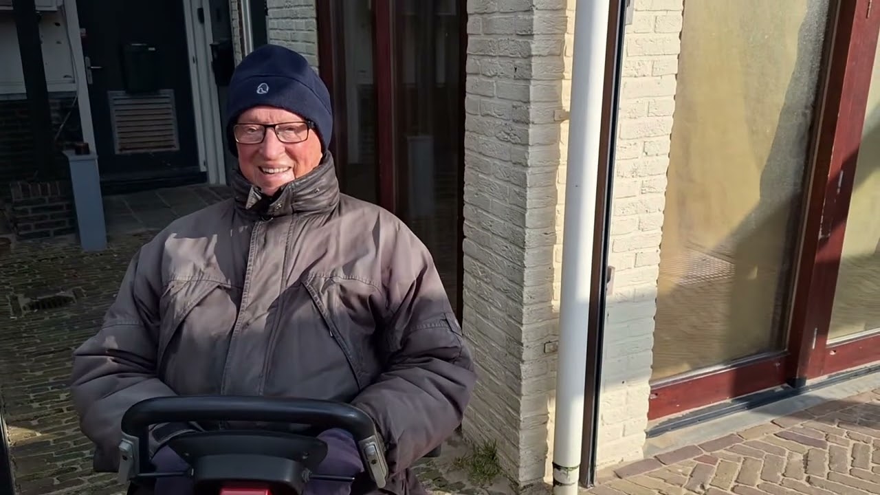 Rinus Roks is in december 2025 100 jaar geworden...