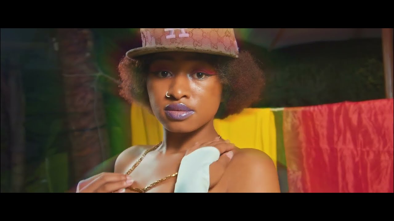 STONE AFRIGASY-HAIKO ANAO MBOLA LOVE (CLIP OFFICIEL)