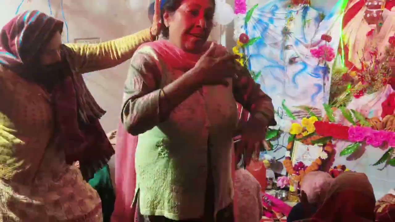 Krashan bhajan ये ना पूछो कहां और किधर जाएंगे 💃 हम तो बांके बिहारी के दर जायेंगे 💃