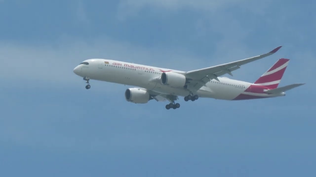 Airbus A350-900 Air Mauritius ,3B-NBP ,MAU218 / 219, MRU-RUN-MRU