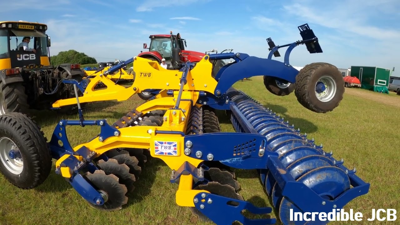 1999 JCB Fastrac 3185 4WD 5.9 Litre 6-Cyl Diesel Tractor (188HP) with TWB Cultivator at Cereals 2025