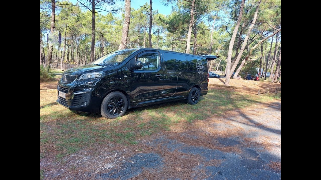 Vanlife - van am&eacute;nag&eacute; pr&eacute;sentation exterieure de victor