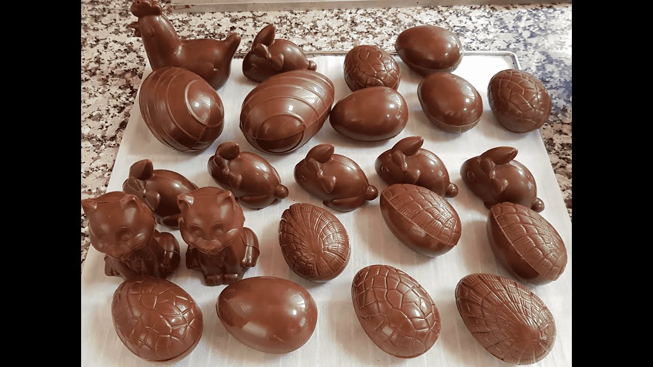 MOULAGE D ŒUFS DE PÂQUES