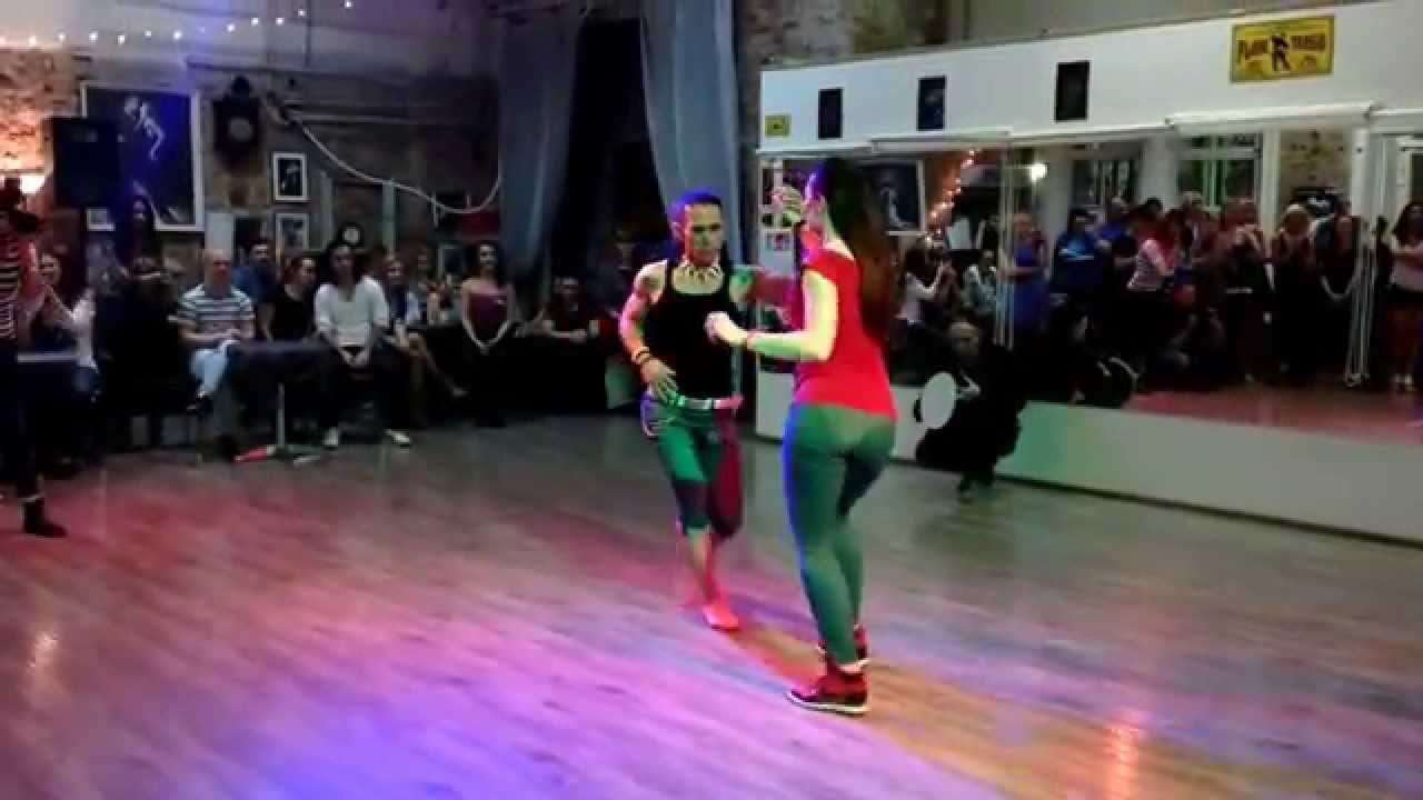 Танец бачата: Даша Елизарова и Элиас