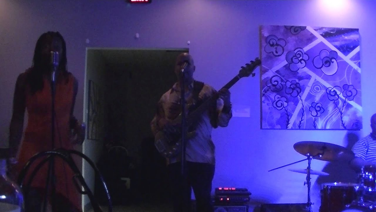 Somebody elses guy - Donnia's Cover
