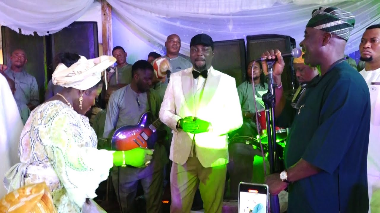 WATCH HOW K1 DE ULTIMATE CELEBRATE ALH. AHMAD ALAWIYE AND HIS WIVES AT HIS 50YEARS BIRTHDAY PARTY