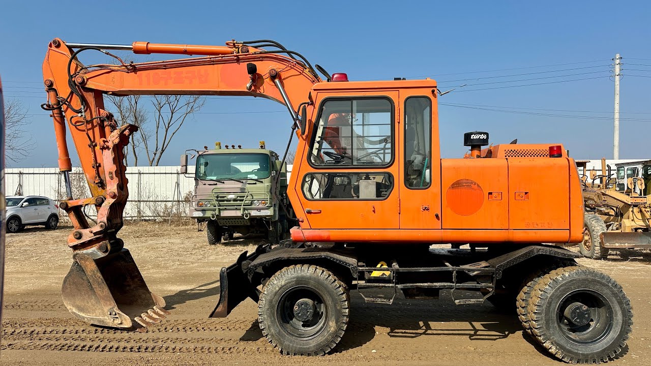 ROBEX1300W 1997y 3,945hour V.I.N A11161