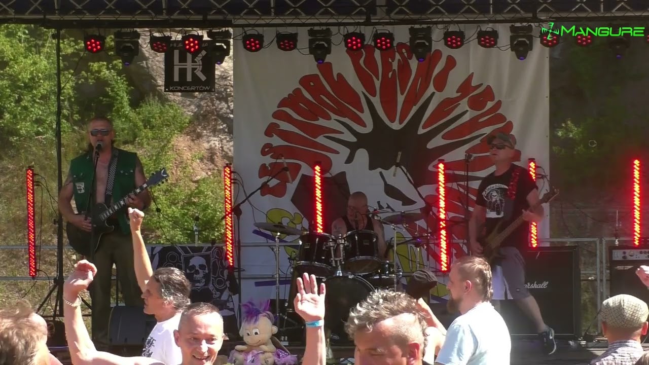NA ZEWNĄTRZ - koncert