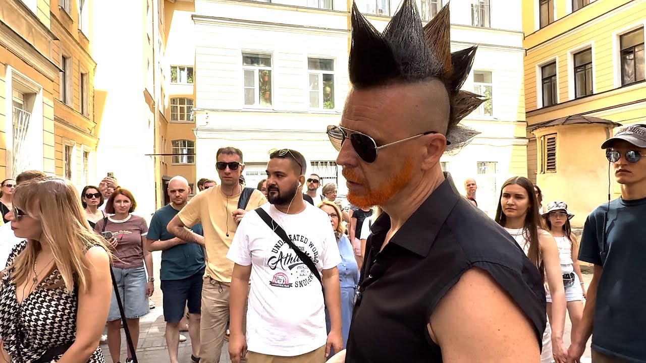 Царь, вождь и самоубийца. Экскурсия по Пескам. Гид Павел Перец