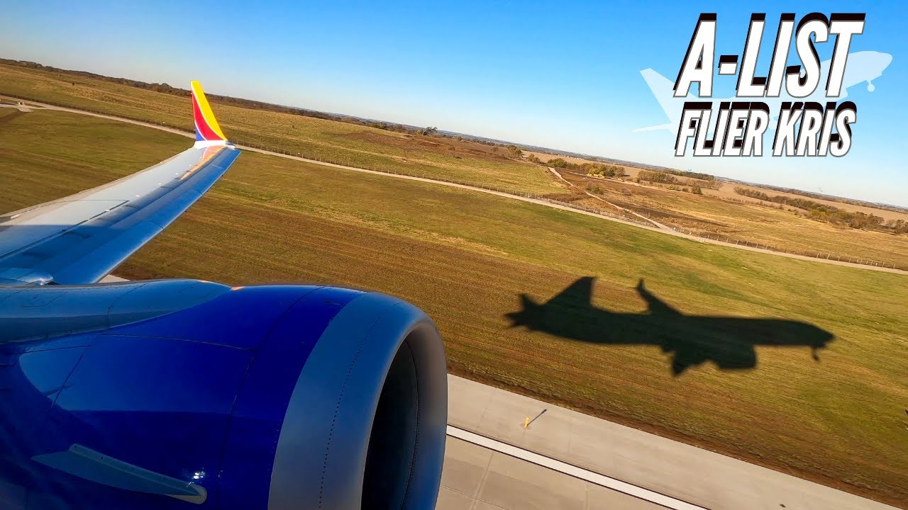 Southwest Airlines 737 MAX 8 - Sunny Morning Takeoff from Kansas City (MCI) - [4K]