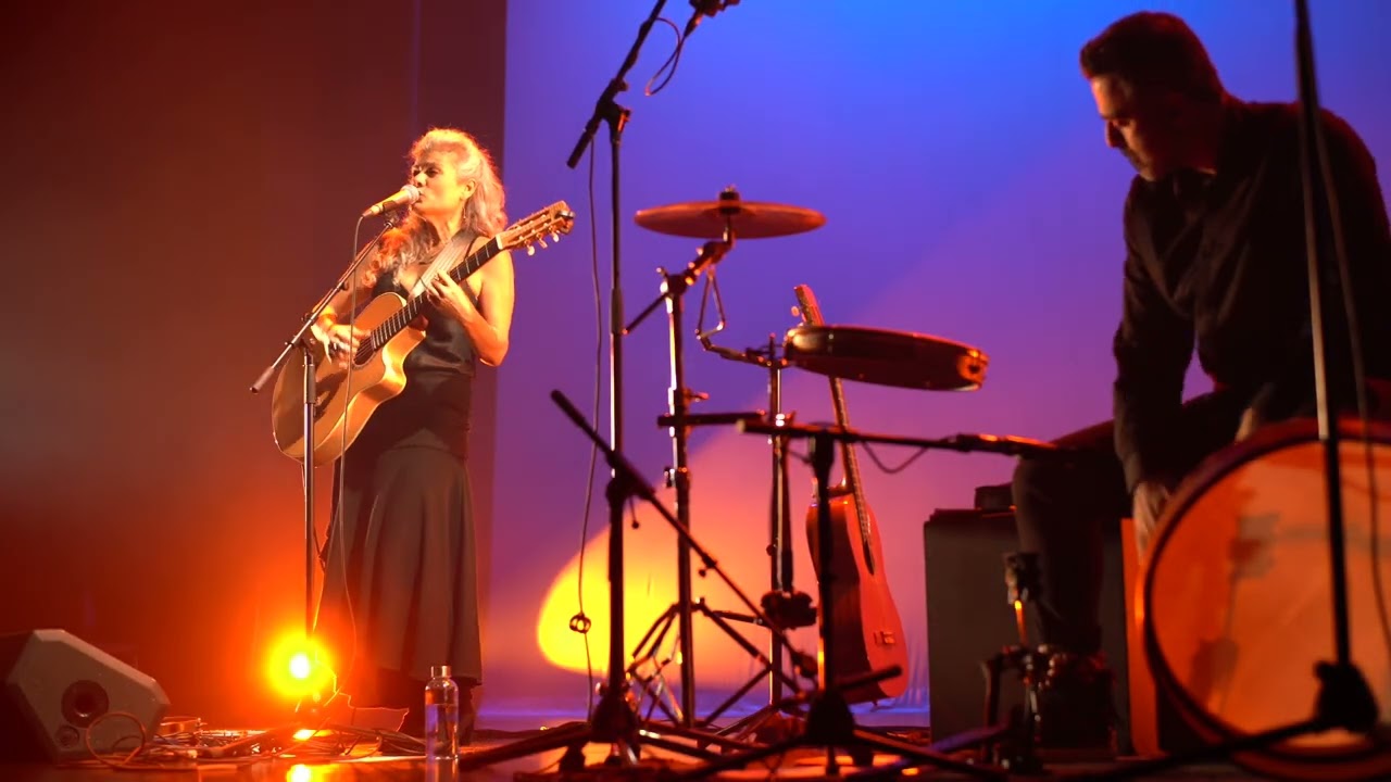 M&ocirc;nica Freire - Ilhada - Th&eacute;&acirc;tre Outremont
