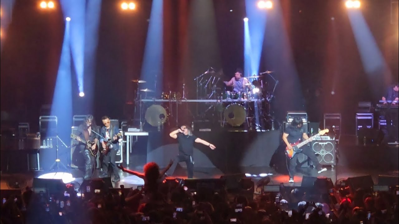 Barbarik - Jerangkung Dalam Almari HD raw sound 4K [ Zepp KL 2025 ] #barbarik #jobranko #zeppkl