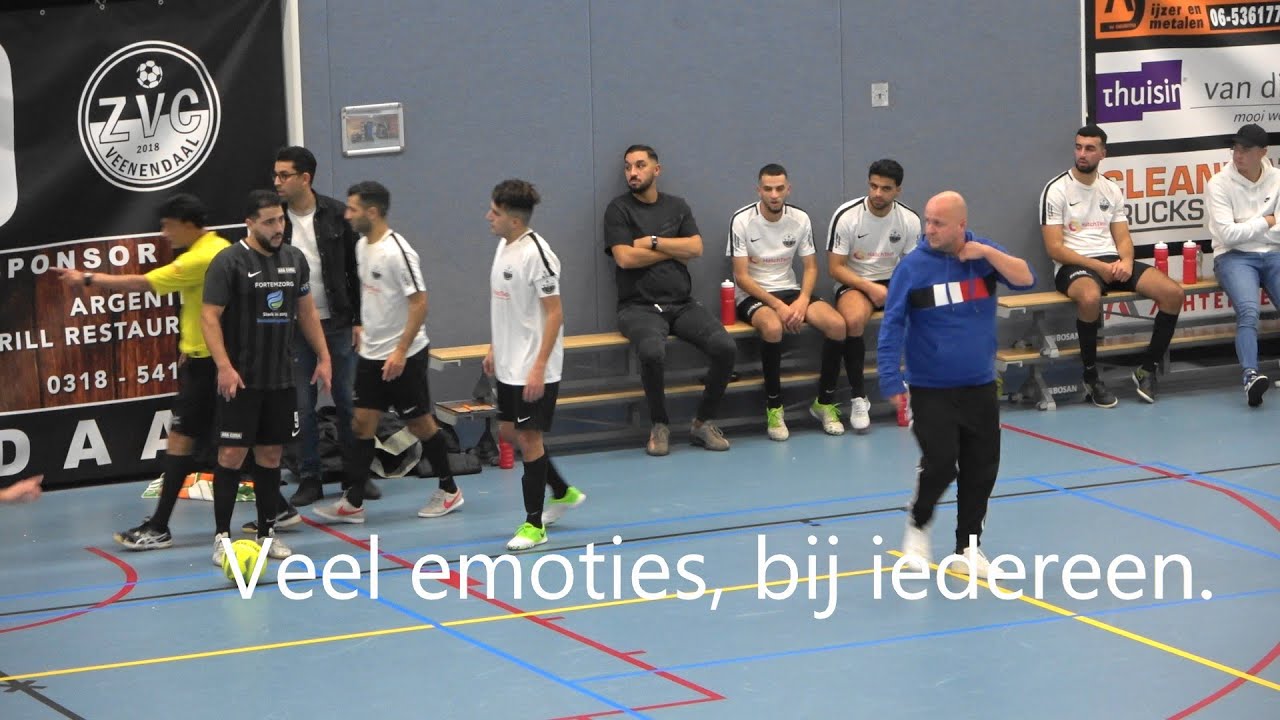 Tweede helft Futsal ZVC Veenendaal1 - AC Kingdom 1 Topklasse - A.