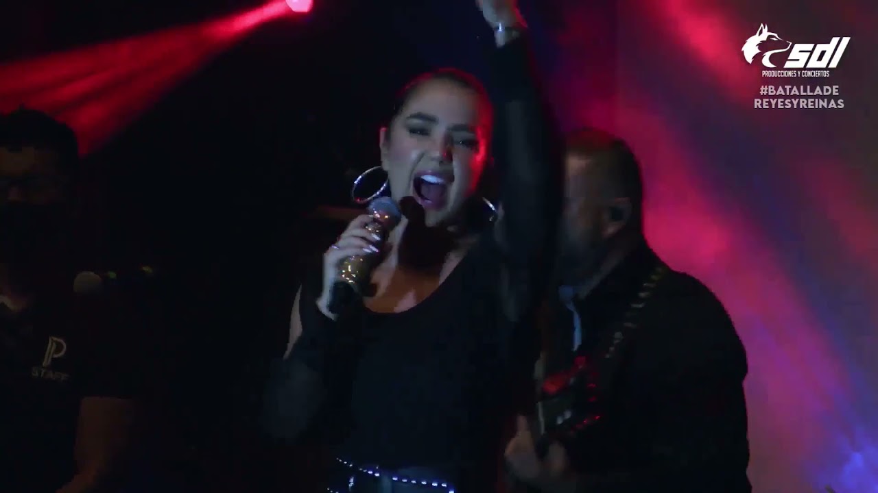 MALA MUJER - PAOLA JARA (EN VIVO)