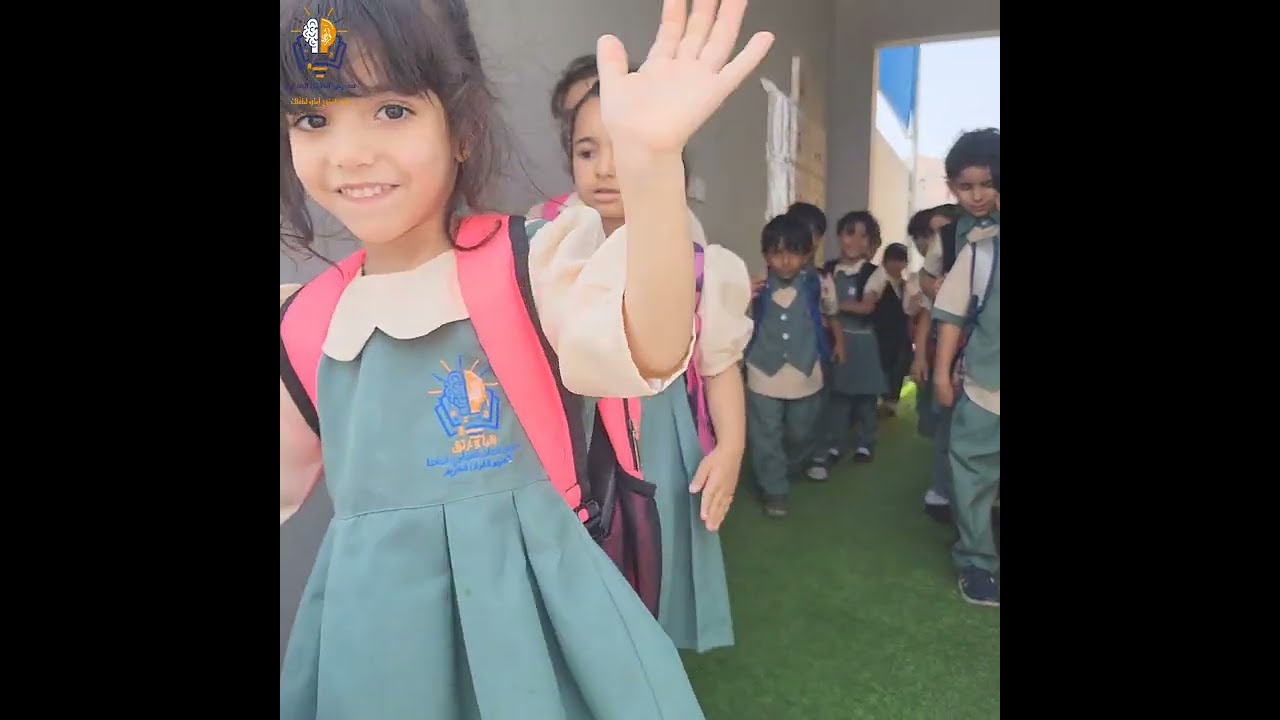 طابور الصباح (بقيادة العباقرة)