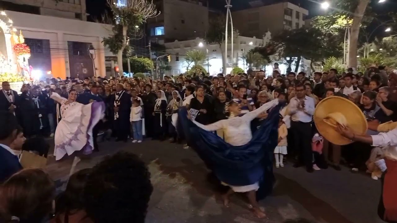 Marinera norte&ntilde;a - Homenaje al Se&ntilde;or de los Milagros - Catedral de Chiclayo 28/04/2024